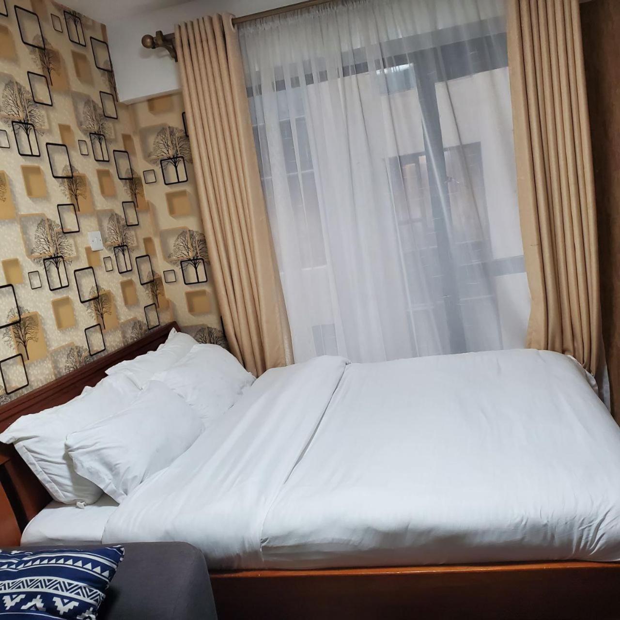 Lovely & Cozy Compact Studio Near Airport With Rooftop View Daire Nairobi Dış mekan fotoğraf